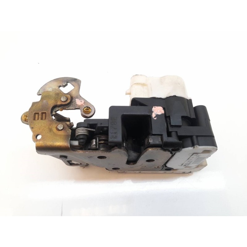 Recambio de cerradura puerta delantera derecha para chevrolet tahoe 5.3 lt premium referencia OEM IAM 16639868 5