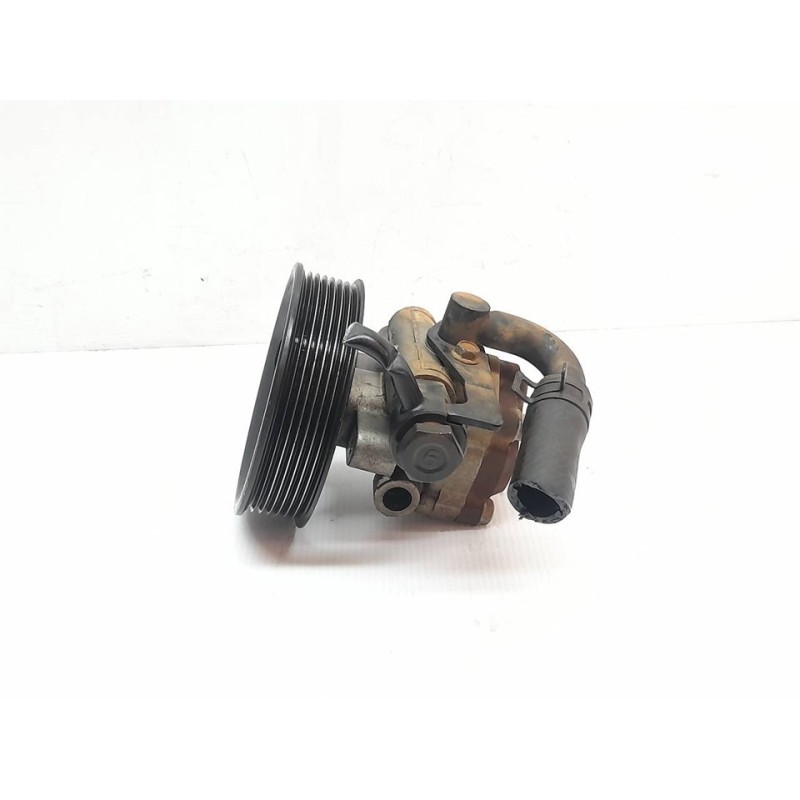 Recambio de bomba direccion para kia sorento 2.5 crdi ex referencia OEM IAM 5121A160  
