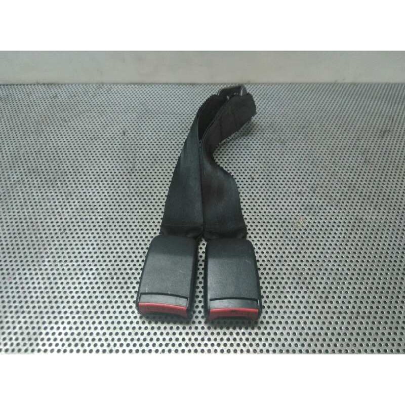 Recambio de enganche cinturon trasero derecho para citroën xsara berlina 1.9 d sx referencia OEM IAM   