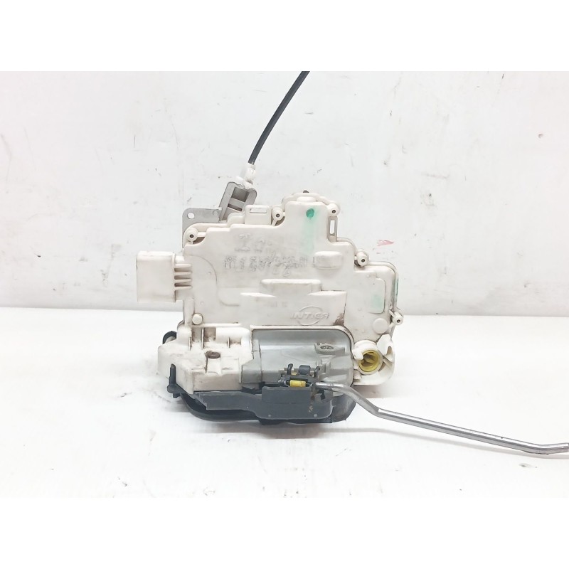 Recambio de cerradura puerta delantera izquierda para audi a4 avant (8e) 2.5 tdi referencia OEM IAM   