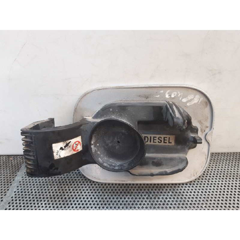 Recambio de tapa exterior combustible para renault megane ii familiar business referencia OEM IAM - Gris 2