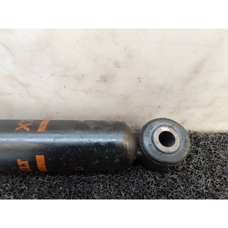 Recambio de amortiguador trasero izquierdo para renault kangoo (f/kc0) rt referencia OEM IAM 4