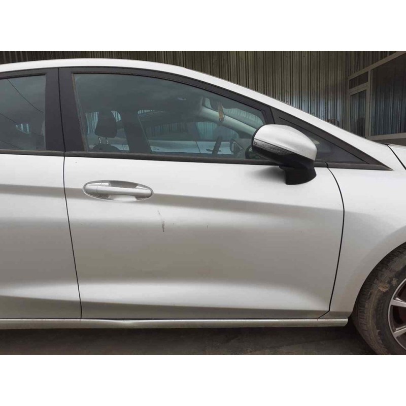 Recambio de puerta delantera derecha para ford fiesta (ce1) trend referencia OEM IAM   