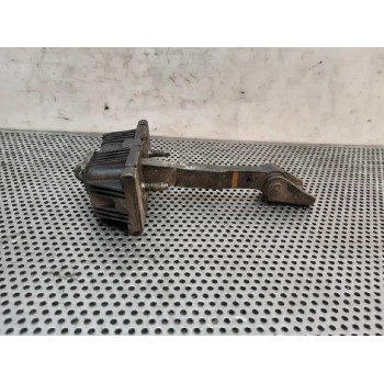 RETENEDOR PUERTA DELANTERA DERECHA 