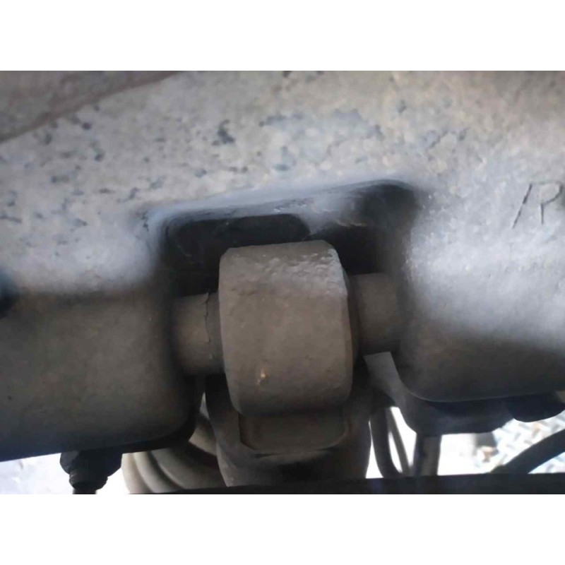 Recambio de amortiguador trasero derecho para kia carnival 2.9 crdi vgt active referencia OEM IAM   