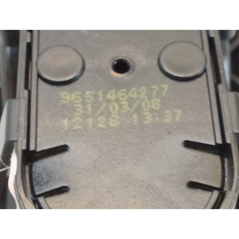 Recambio de mando elevalunas delantero izquierdo para citroën c4 i (lc_) 1.4 16v referencia OEM IAM 9651464277 - Gris 2