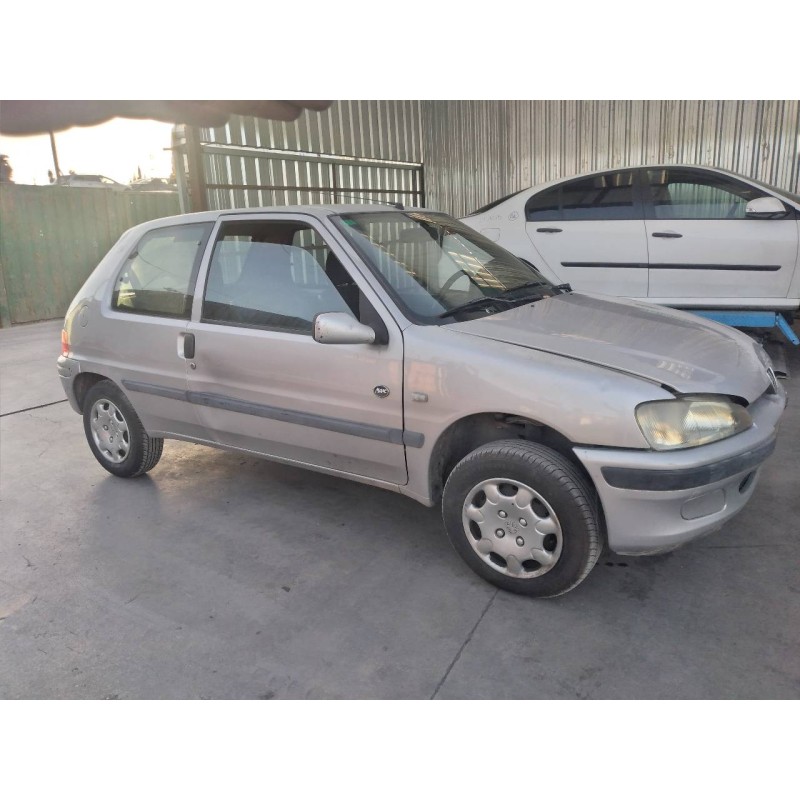 peugeot 106 (s2) del año 2000