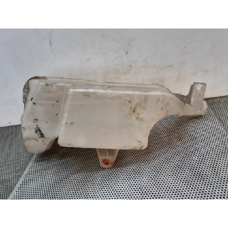Recambio de deposito limpia para iveco daily caja abierta / volquete 29 - l 13 caja abierta referencia OEM IAM 500336393 - Blanco 4