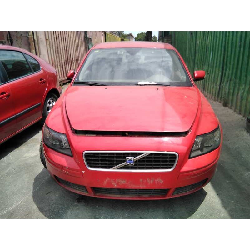 volvo s40 berlina del año 2004