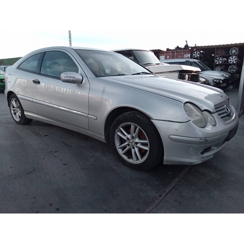 mercedes-benz clase c (w203) sportcoupe del año 2002