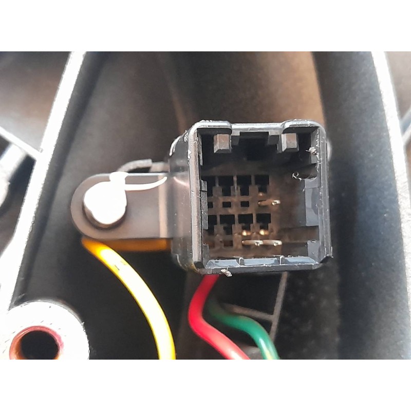 Recambio de retrovisor izquierdo para kia rio ls berlina (5-ptas.) referencia OEM IAM 5