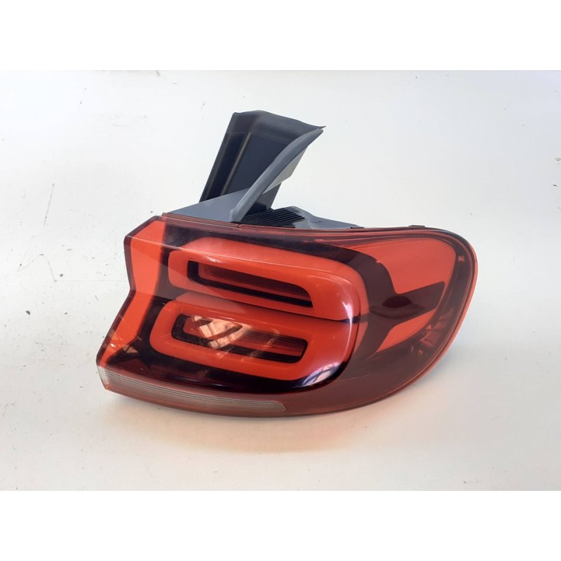 Recambio de piloto trasero derecho para citroën c5 aircross feel referencia OEM IAM 9817269580  