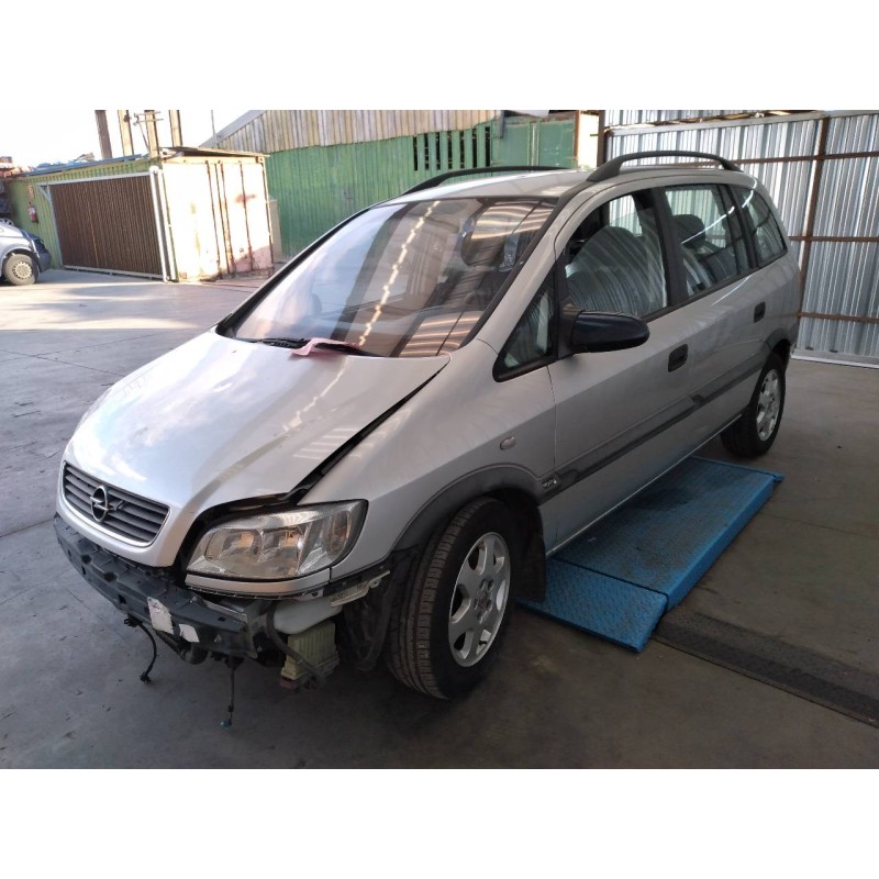 opel zafira a del año 2001