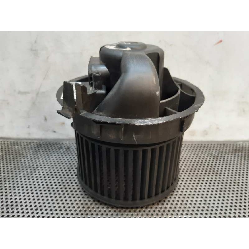 Recambio de motor calefaccion para peugeot 107 básico referencia OEM IAM N101812H 751702002 VALEO