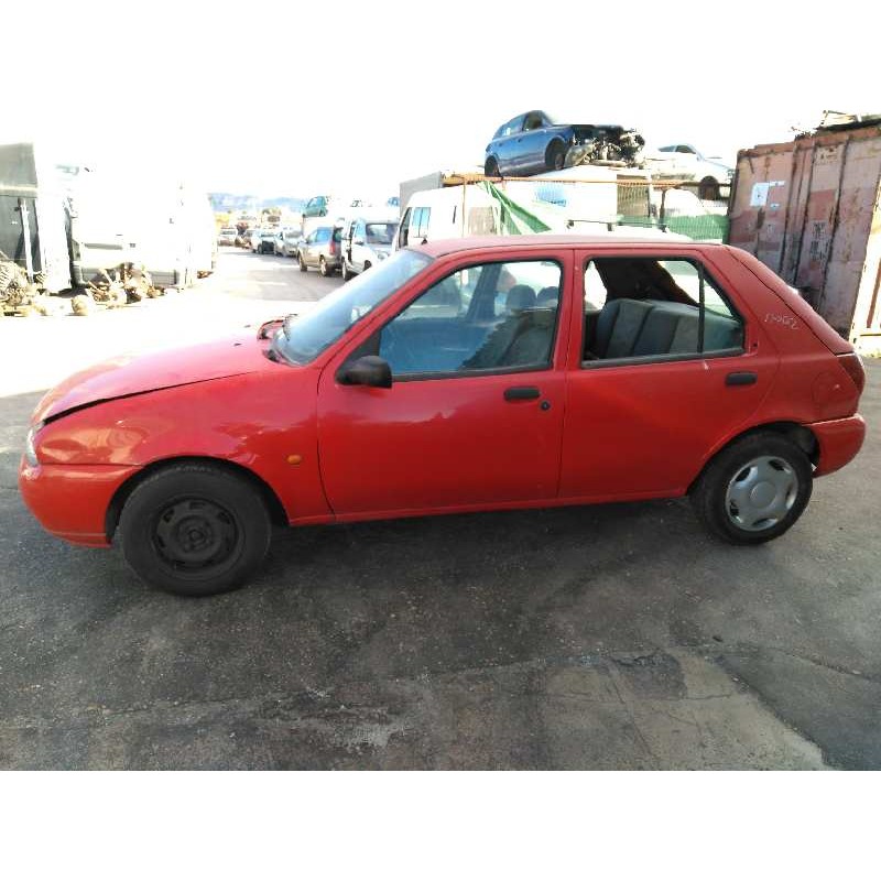 ford fiesta berlina del año 1997