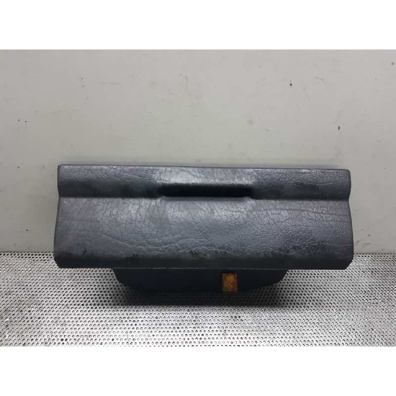 Recambio de guantera para seat toledo (1l) magnus referencia OEM IAM 1L0857103B  