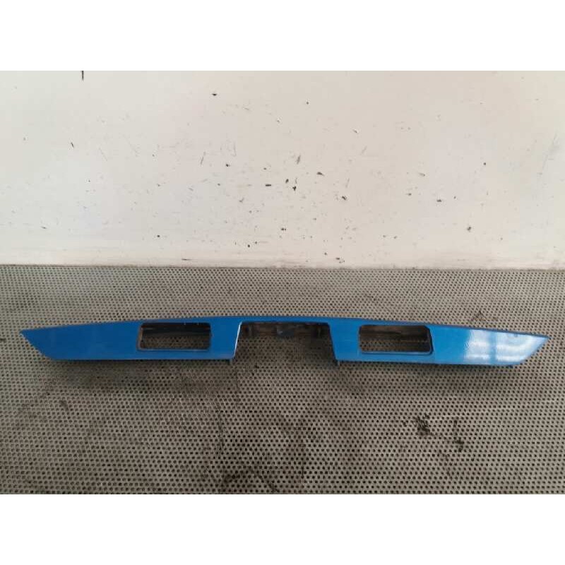 Recambio de molduras traseras para nissan almera (n16/e) comfort referencia OEM IAM 90810BM460  NISSA