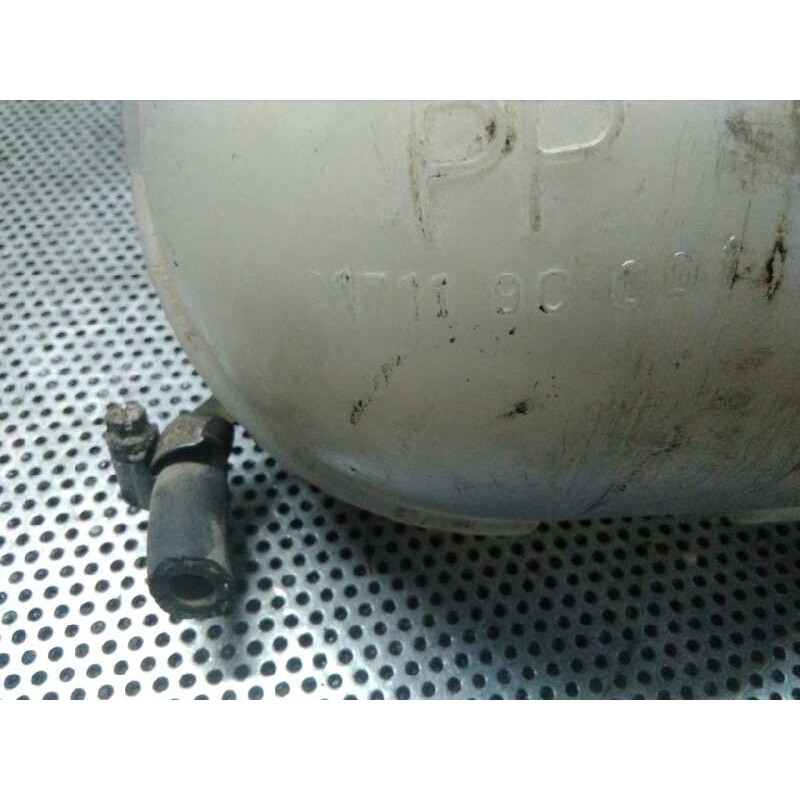 Recambio de deposito expansion para nissan vanette cargo 2.3 diesel referencia OEM IAM 217119C001 - Blanco 3