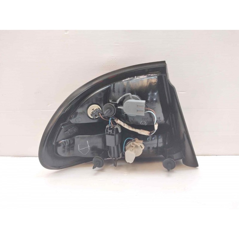 Recambio de piloto trasero derecho para chevrolet alero 2.4 ltr piel referencia OEM IAM 2