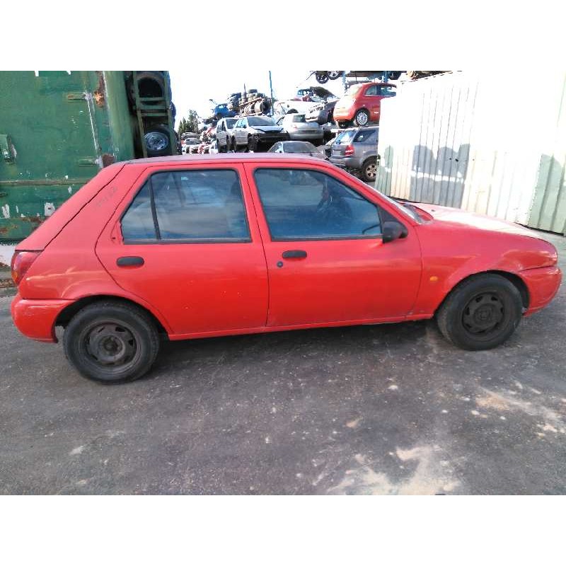 ford fiesta berlina del año 1997