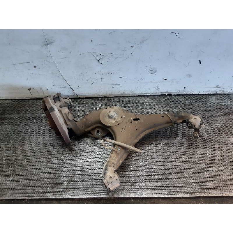Recambio de mangueta trasera derecha para volkswagen caravelle 2.4 d referencia OEM IAM   