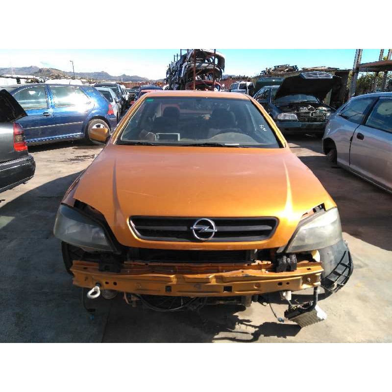 opel astra g coupé del año 2000