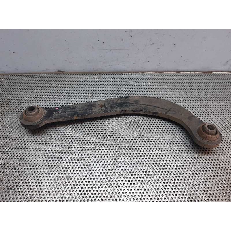 Recambio de tirante trasero izquierdo para toyota avensis wagon (t25) 2.0 d-4d executive referencia OEM IAM   