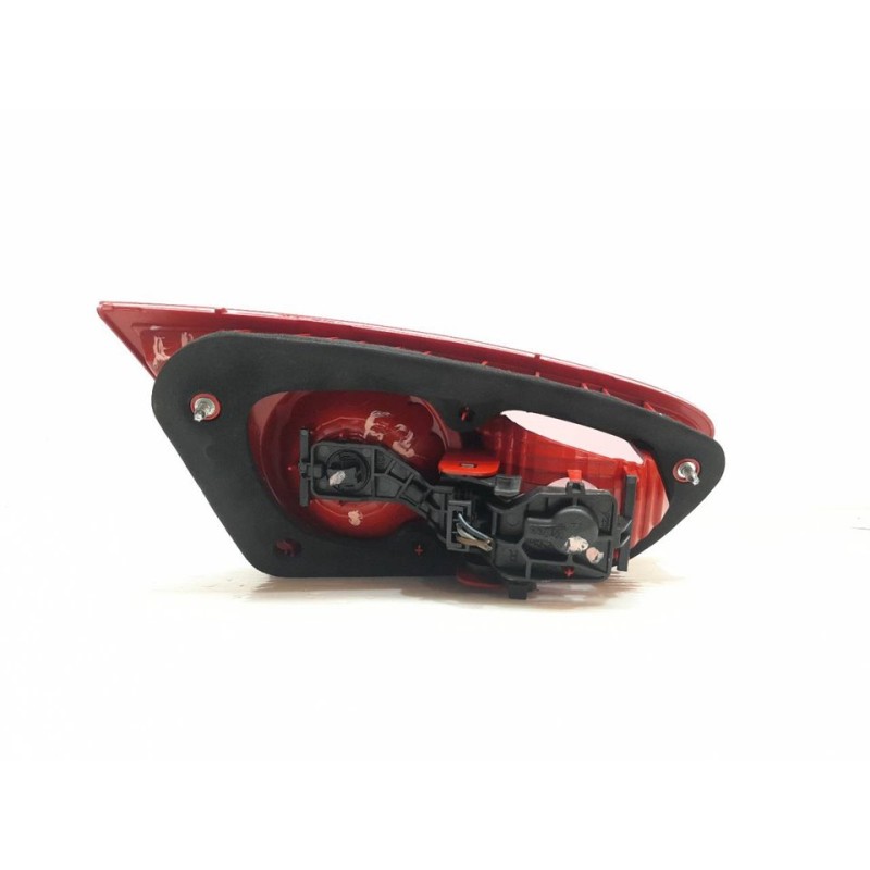 Recambio de piloto trasero derecho interior para seat leon (1p1) reference ecomotive referencia OEM IAM 89320301 2