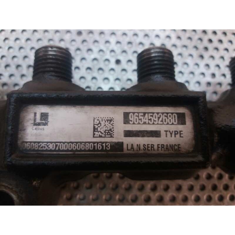 Recambio de rampa inyectora para peugeot 207 xs referencia OEM IAM - Rojo 4