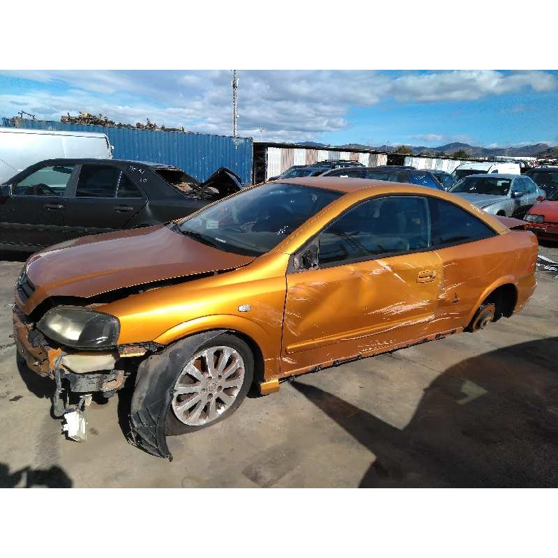opel astra g coupé del año 2000