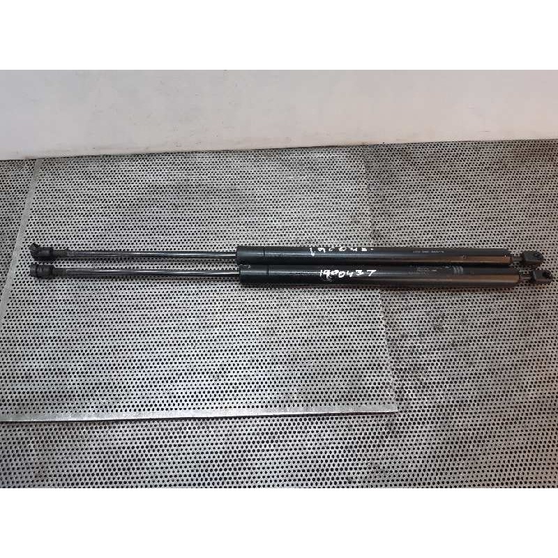 Recambio de amortiguadores maletero / porton para volkswagen caravelle 2.4 d referencia OEM IAM   
