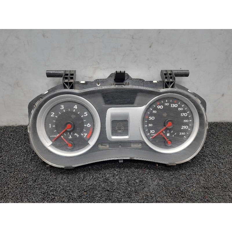 Recambio de cuadro instrumentos para renault clio iii confort dynamique referencia OEM IAM 8200628775G  