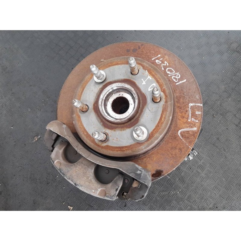 Recambio de mangueta delantera izquierda para chevrolet tahoe 5.3 lt premium referencia OEM IAM 15040051LH  