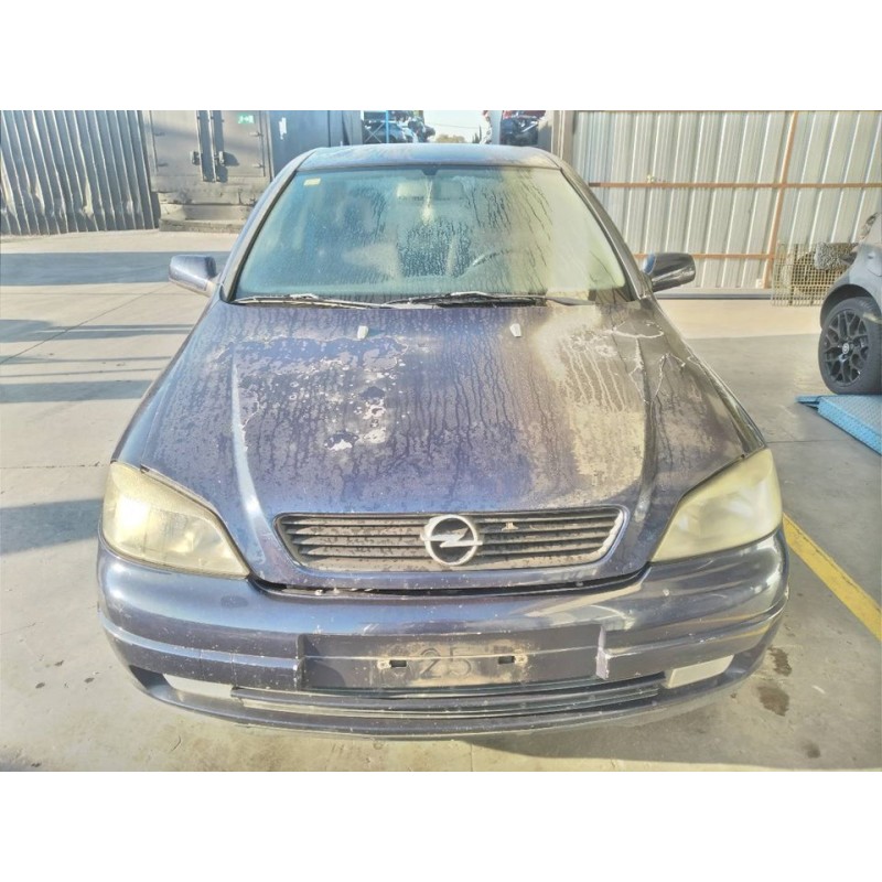 opel astra g berlina del año 2001