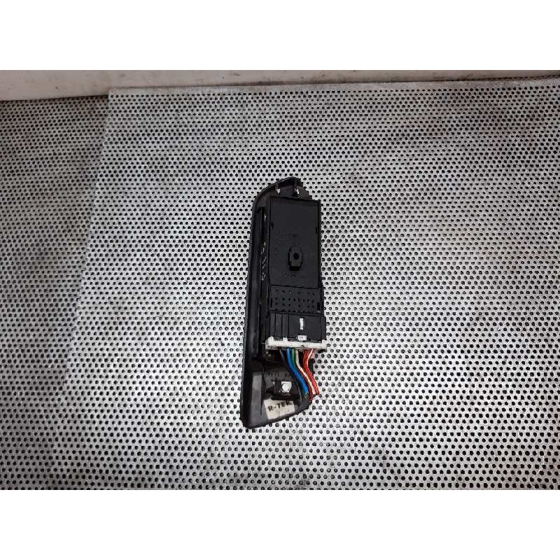 Recambio de mando elevalunas delantero izquierdo para nissan primera berlina (p11) si referencia OEM IAM 2