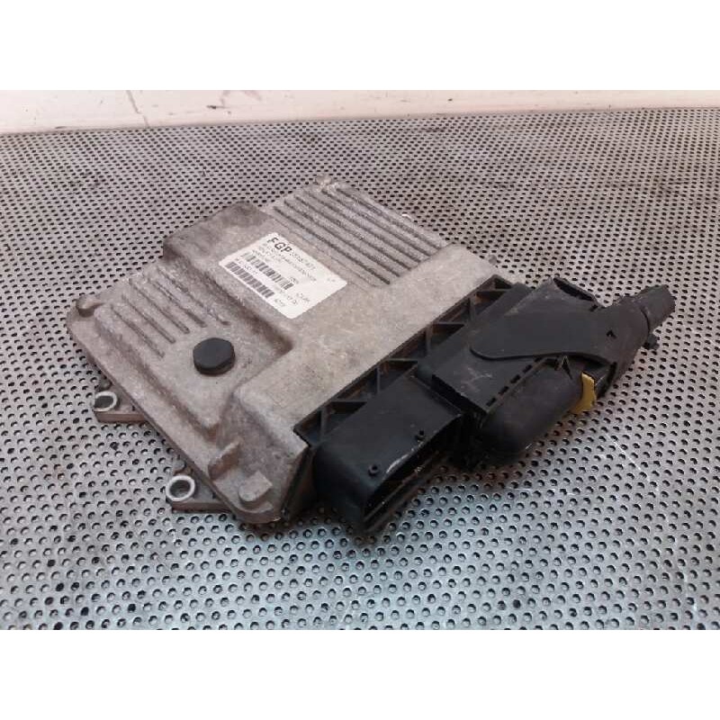 Recambio de centralita motor uce para opel agila 1.3 16v cdti cat (z 13 dt / ln9) referencia OEM IAM 55187471  MAGNETTI MARELLI - Azul
