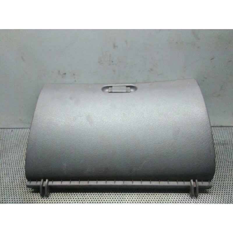 Recambio de guantera para nissan vanette cargo 2.3 diesel referencia OEM IAM   