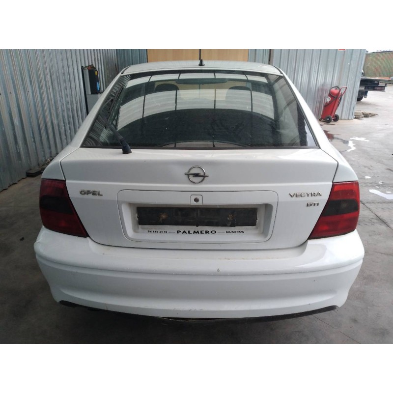 opel vectra b berlina del año 1999