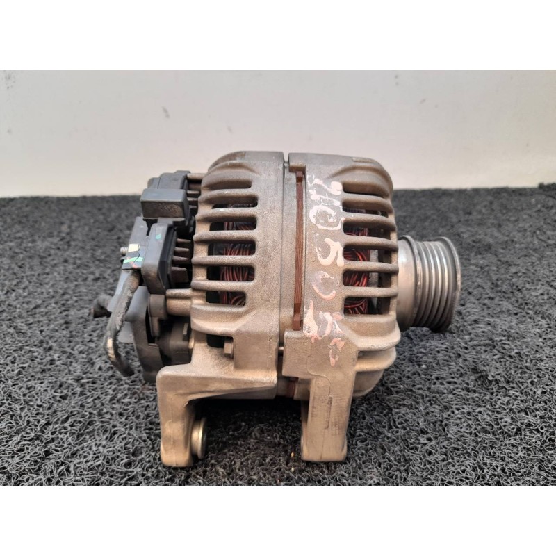 Recambio de alternador para opel astra h berlina enjoy referencia OEM IAM 0124425020 55556067 BOSCH - Rojo 2