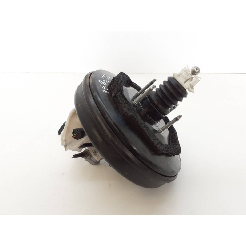 Recambio de servofreno para citroën c4 lim. seduction referencia OEM IAM 9674747580 0204054560 - Blanco 3