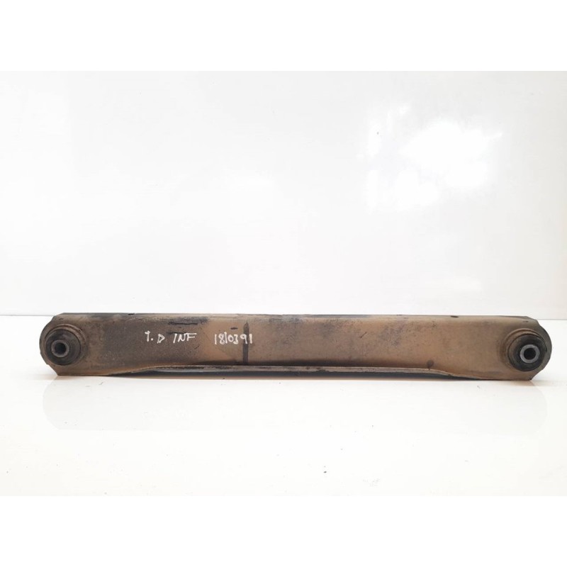 Recambio de brazo suspension inferior trasero derecho para chevrolet tahoe 5.3 lt premium referencia OEM IAM 15767253  