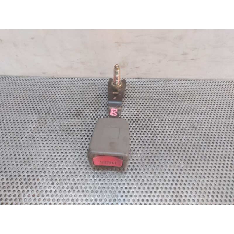 Recambio de enganche cinturon delantero derecho para kia rio rs berlina (5-ptas.) referencia OEM IAM - Gris 2