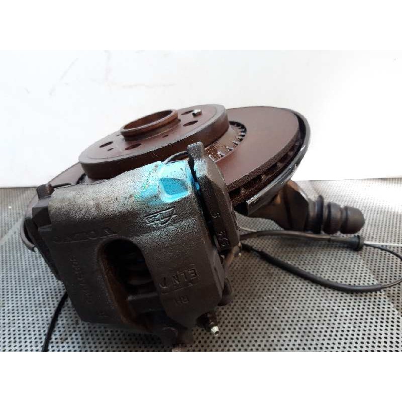 Recambio de mangueta trasera derecha para volvo xc90 2.4 diesel cat referencia OEM IAM - Negro 3