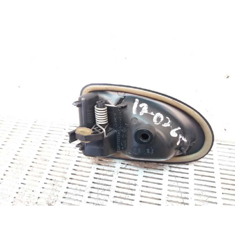 Recambio de maneta interior trasera derecha para renault megane i classic (la0) 1.6e rn referencia OEM IAM 2