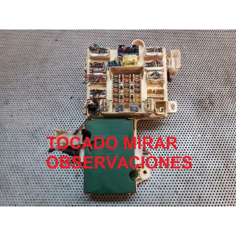 Recambio de caja reles / fusibles para toyota lexus is 200 (gxe10) sport referencia OEM IAM LHDD 2440000060 8922153030
