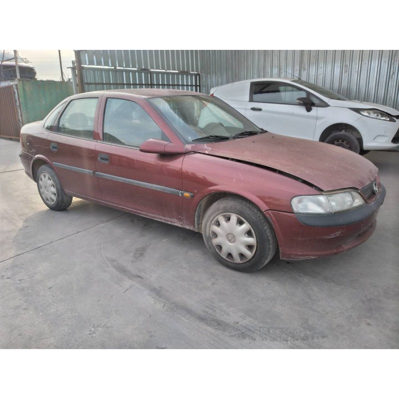 opel vectra b berlina del año 1996