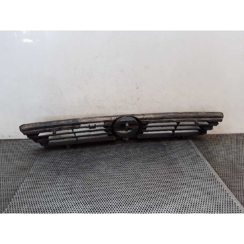 Recambio de rejilla delantera para opel astra g berlina edition referencia OEM IAM 2