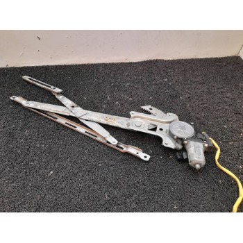 ELEVALUNAS DELANTERO DERECHO UR875858XR AE2621014240 DENSO