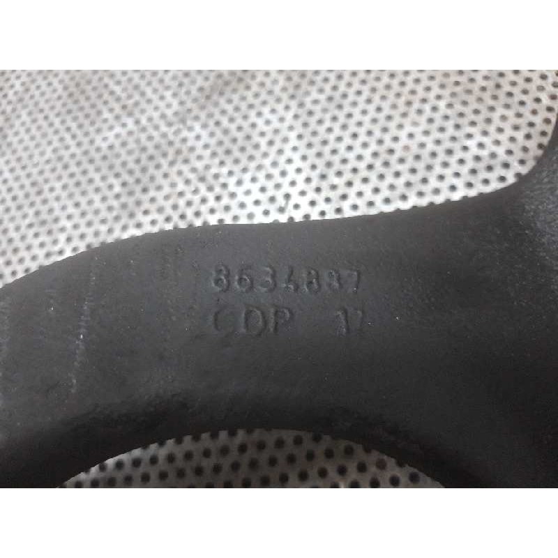 Recambio de brazo suspension superior trasero derecho para volvo xc90 2.4 diesel cat referencia OEM IAM 8634887 - Negro 2