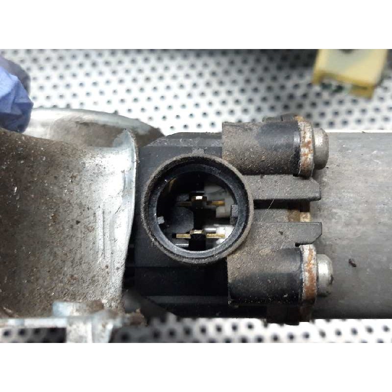 Recambio de elevalunas trasero derecho para nissan primera berlina (p12) acenta referencia OEM IAM 5